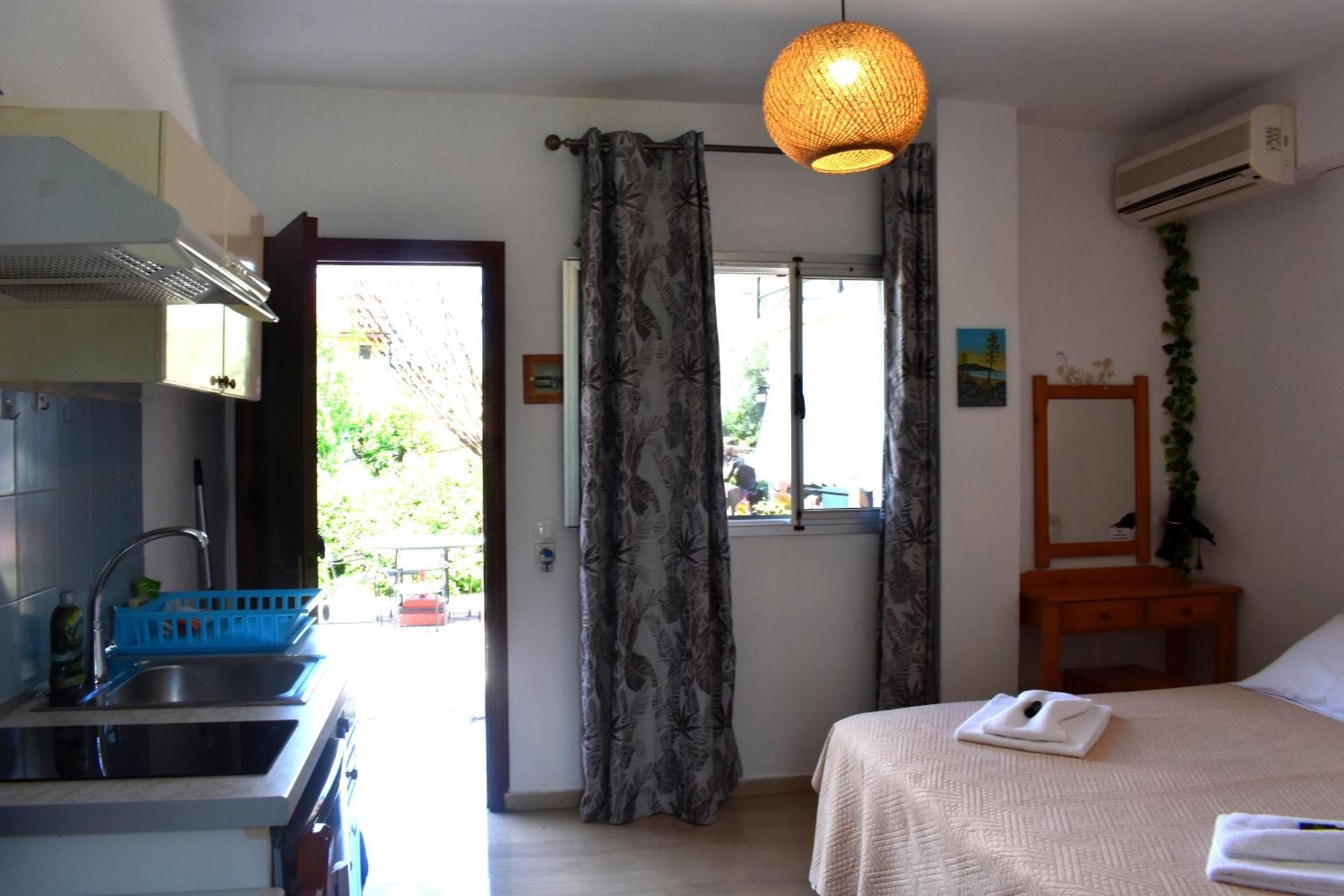 Apartament Kostas & *