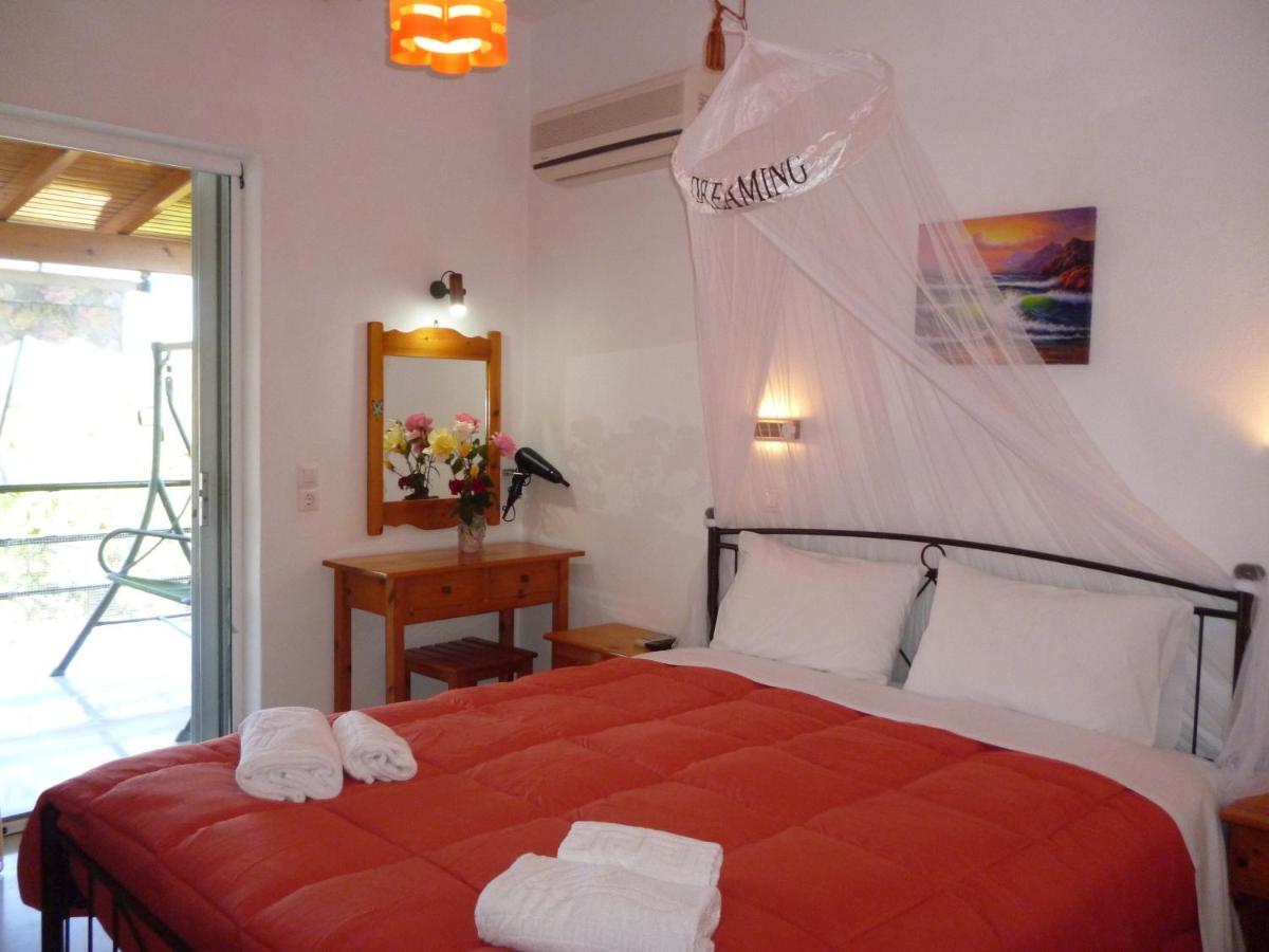 Apartament Kostas &